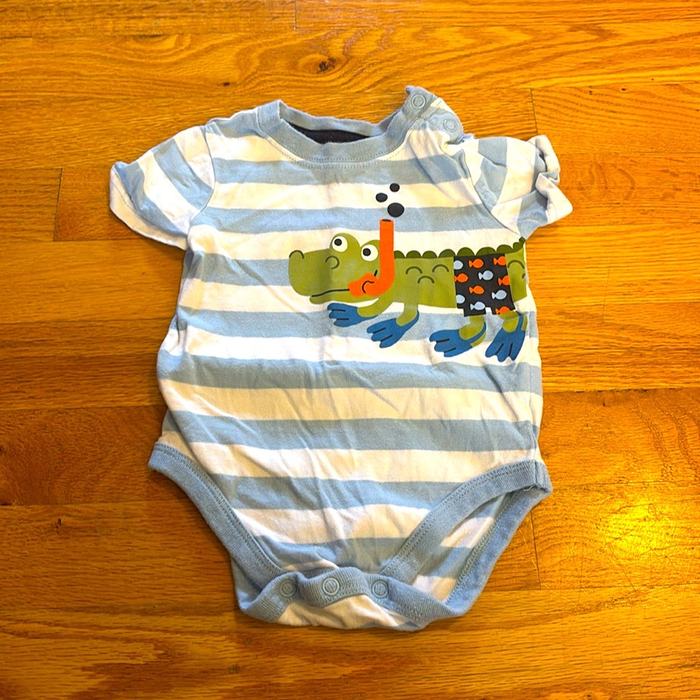 Alligator Short Sleeve Body Suit (Size 3-6 Months)